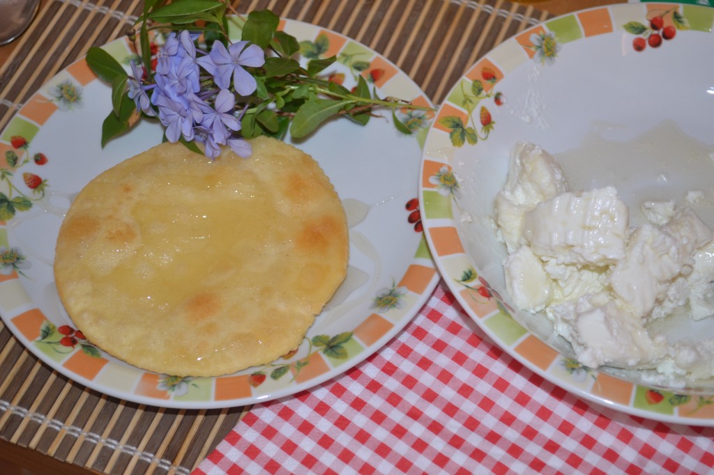 Seadas e ricotta con miele
