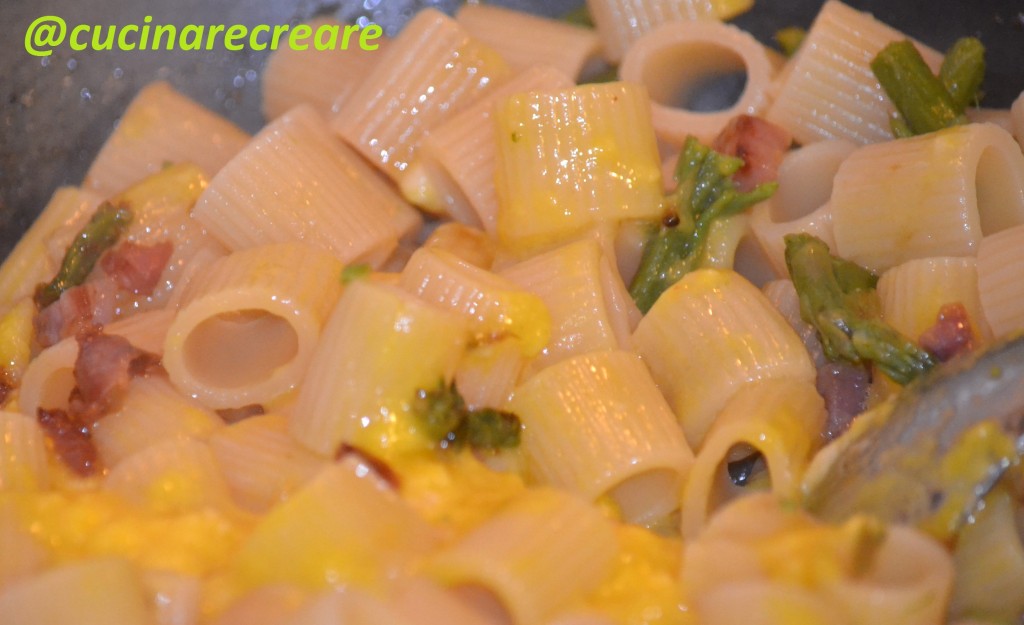 Carbonara agli asparagi (2)