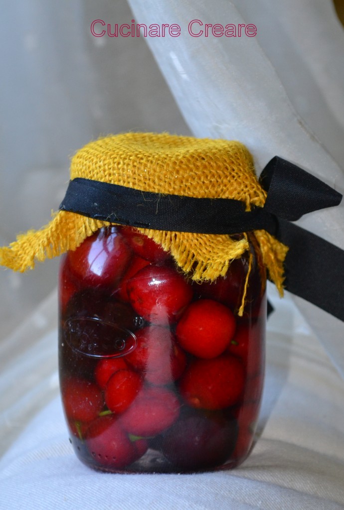 Ciliege sotto grappa (1)