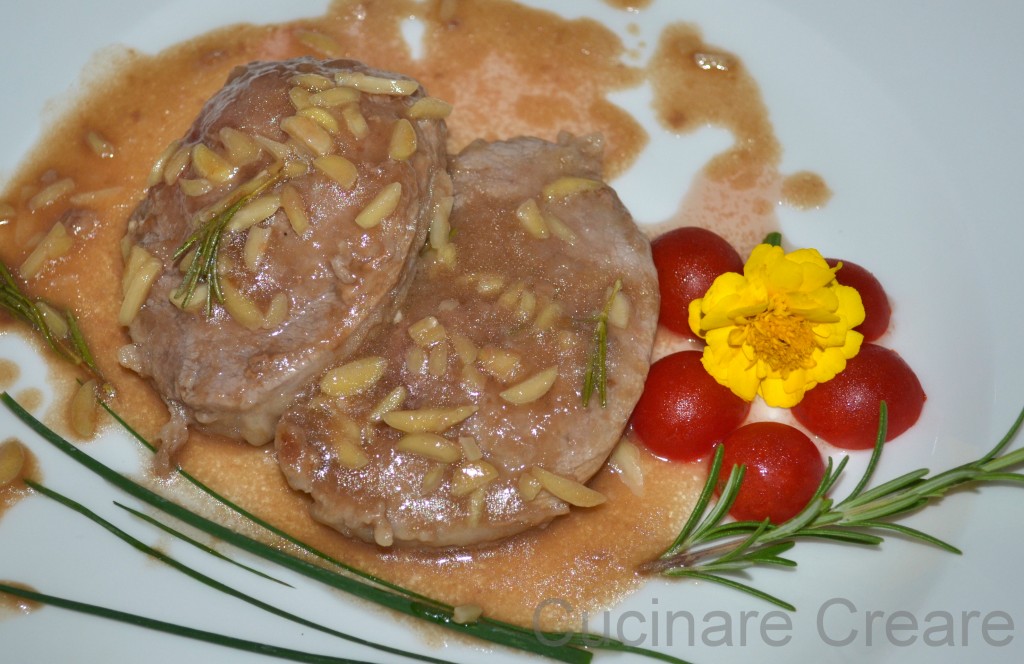 maiale agrodolce e mandorle (1)