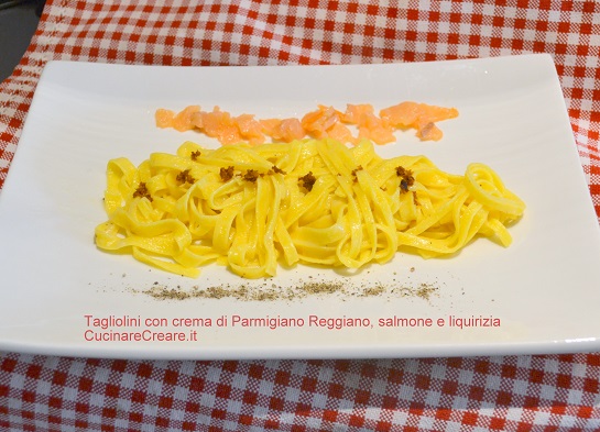tagliolini-con-crema-di-parmiogiano-reggiano-salmon-e-liquirizia-1-copia